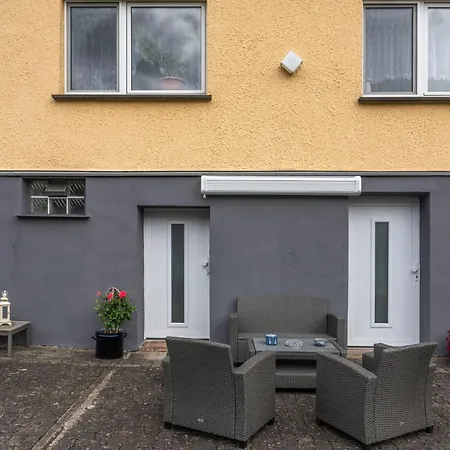 Gustav Apartment *